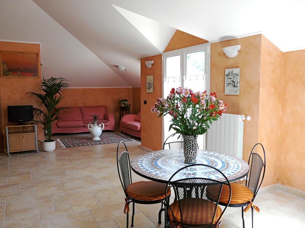 Apartament L'Albicocco Dolceacqua Pokój zdjęcie